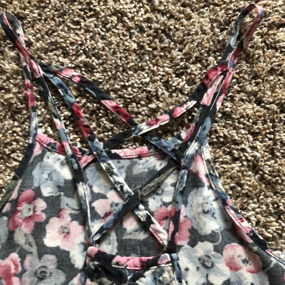 floral print tank top - Picture 3 of 3